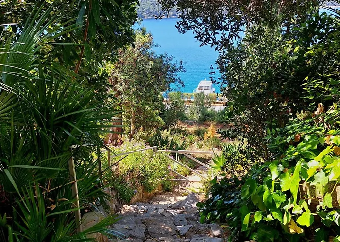 Casa Liliana By The Sea